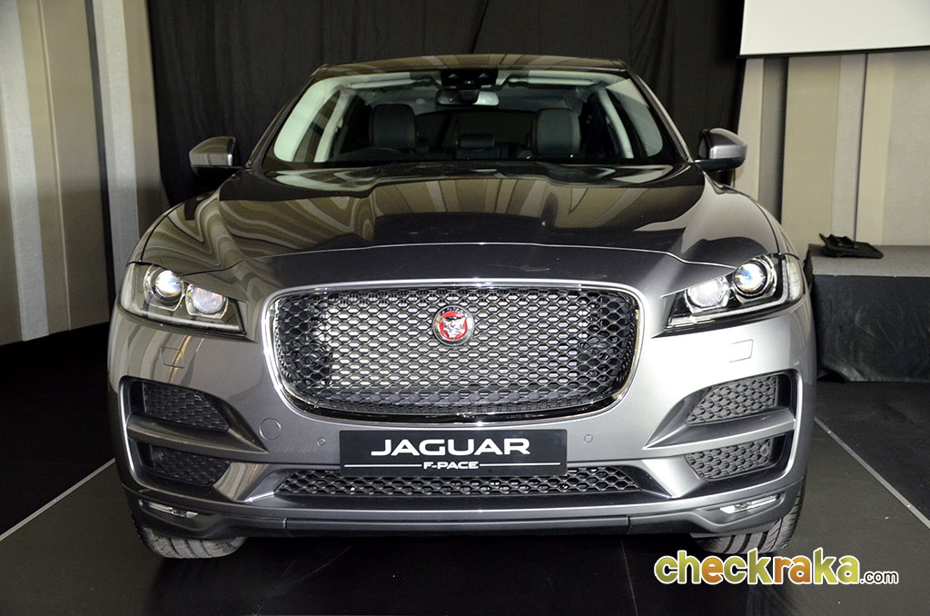 Jaguar F-Pace 2.0 Pure จากัวร์ เอฟ-เพซ ปี 2016 : ภาพที่ 2