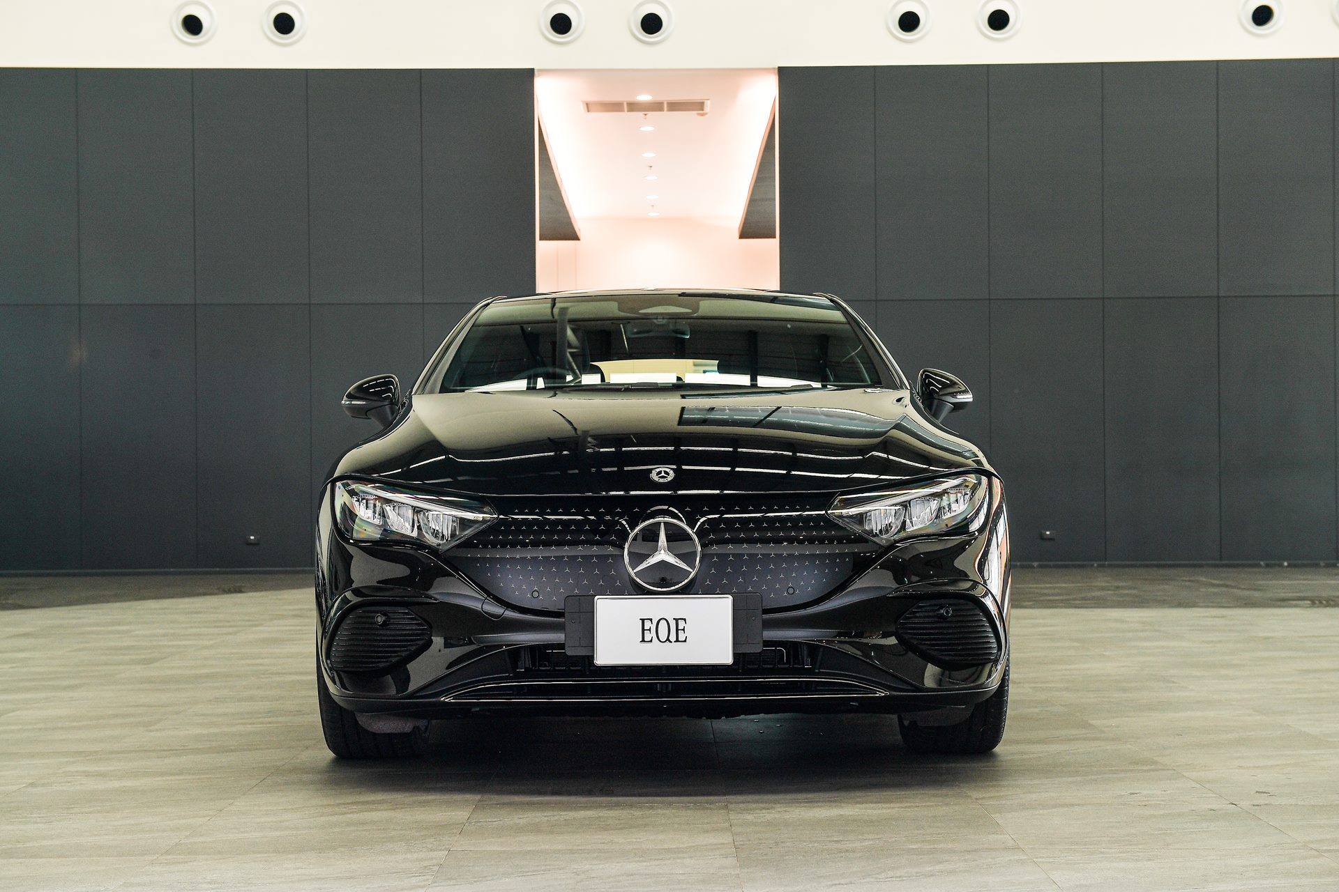 Mercedes-benz EQ EQE 300 เมอร์เซเดส-เบนซ์ ปี 2024 : ภาพที่ 2