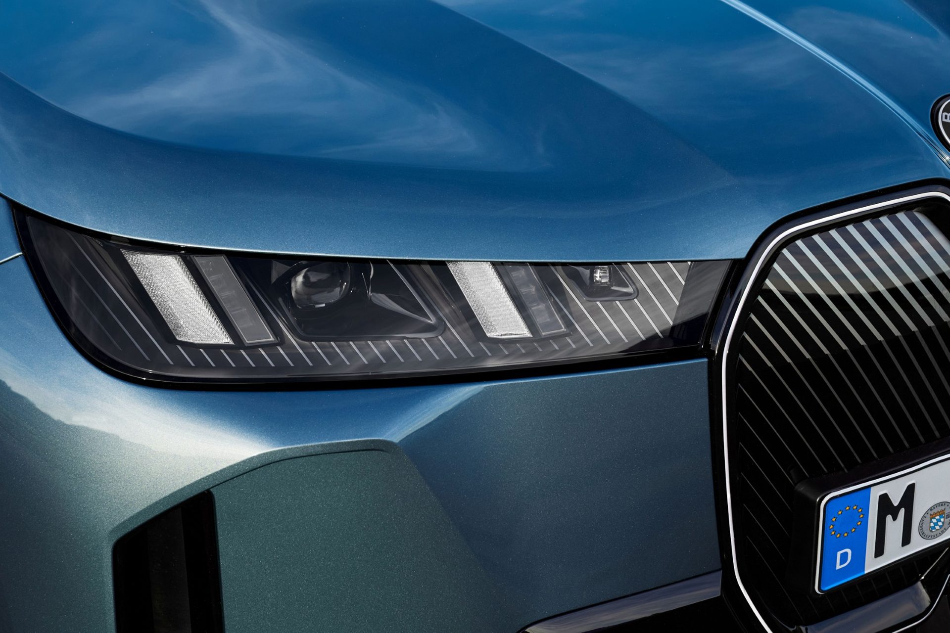 BMW i iX xDrive45 M Sport บีเอ็มดับเบิลยู ปี 2025 : ภาพที่ 4