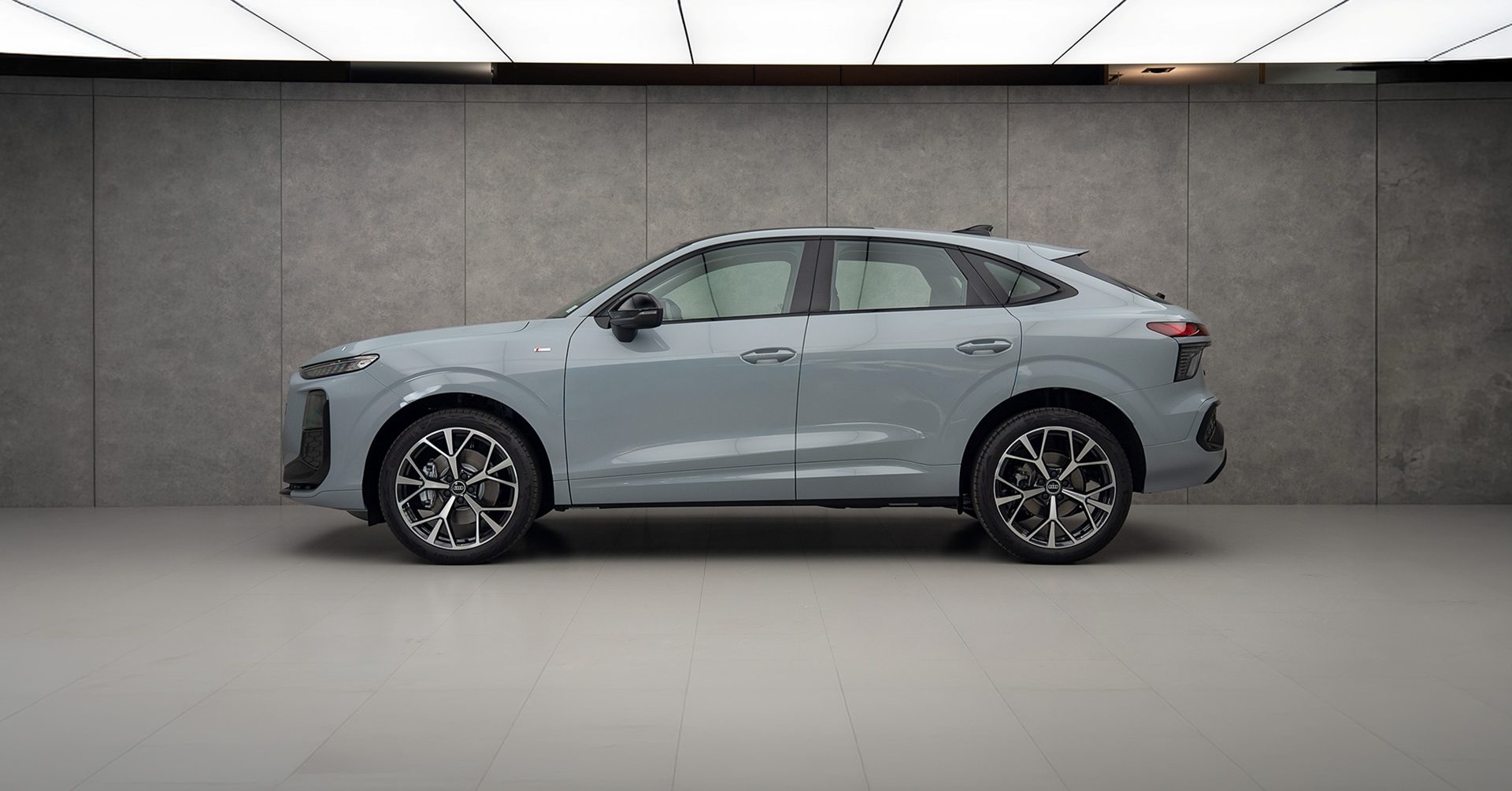 Audi Q3 Sportback S line Tech Plus อาวดี้ คิว3 ปี 2026 : ภาพที่ 2