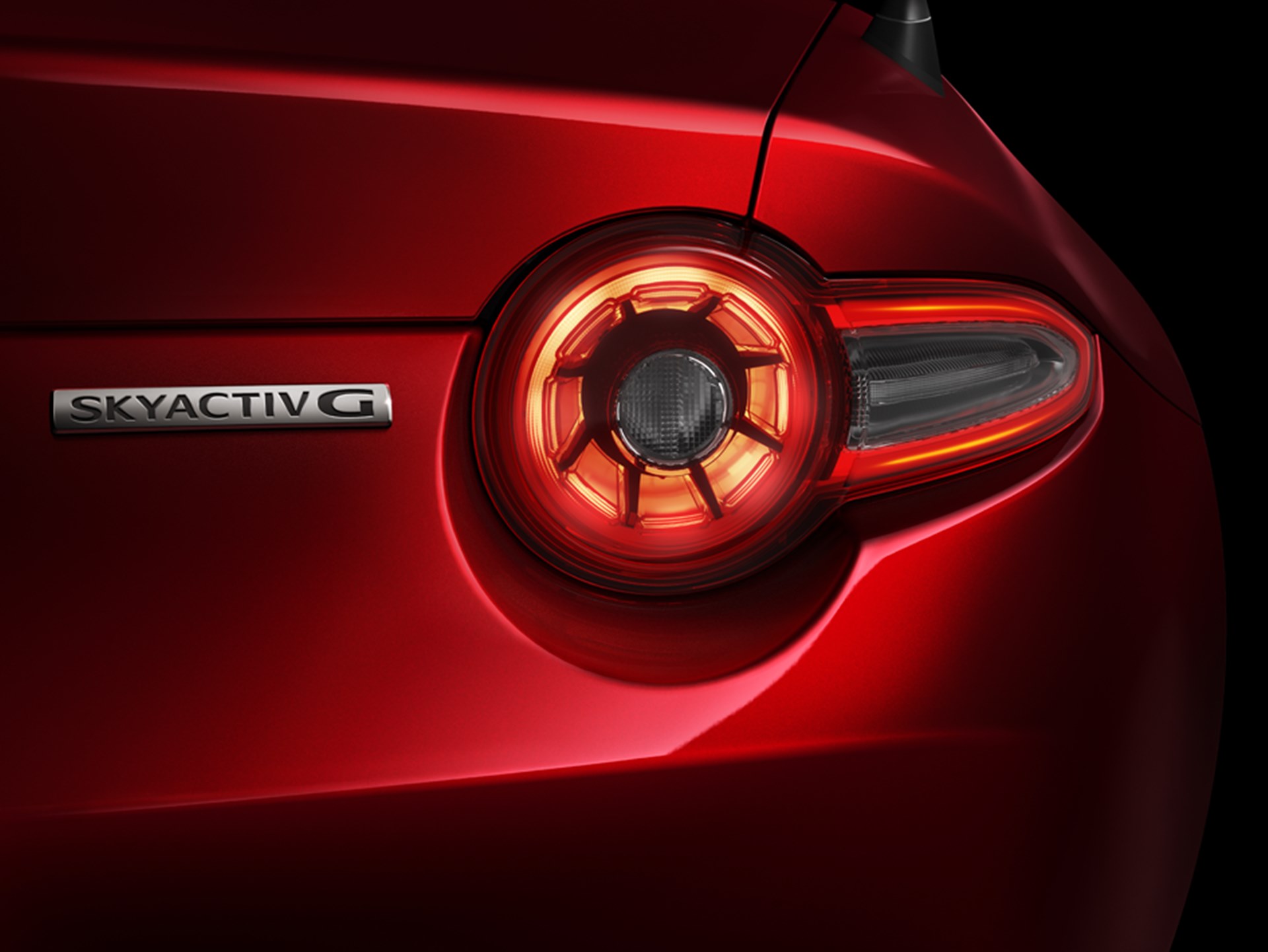 Mazda MX-5 2.0 RF MT มาสด้า เอ็มเอ็กซ์-5 ปี 2024 : ภาพที่ 6