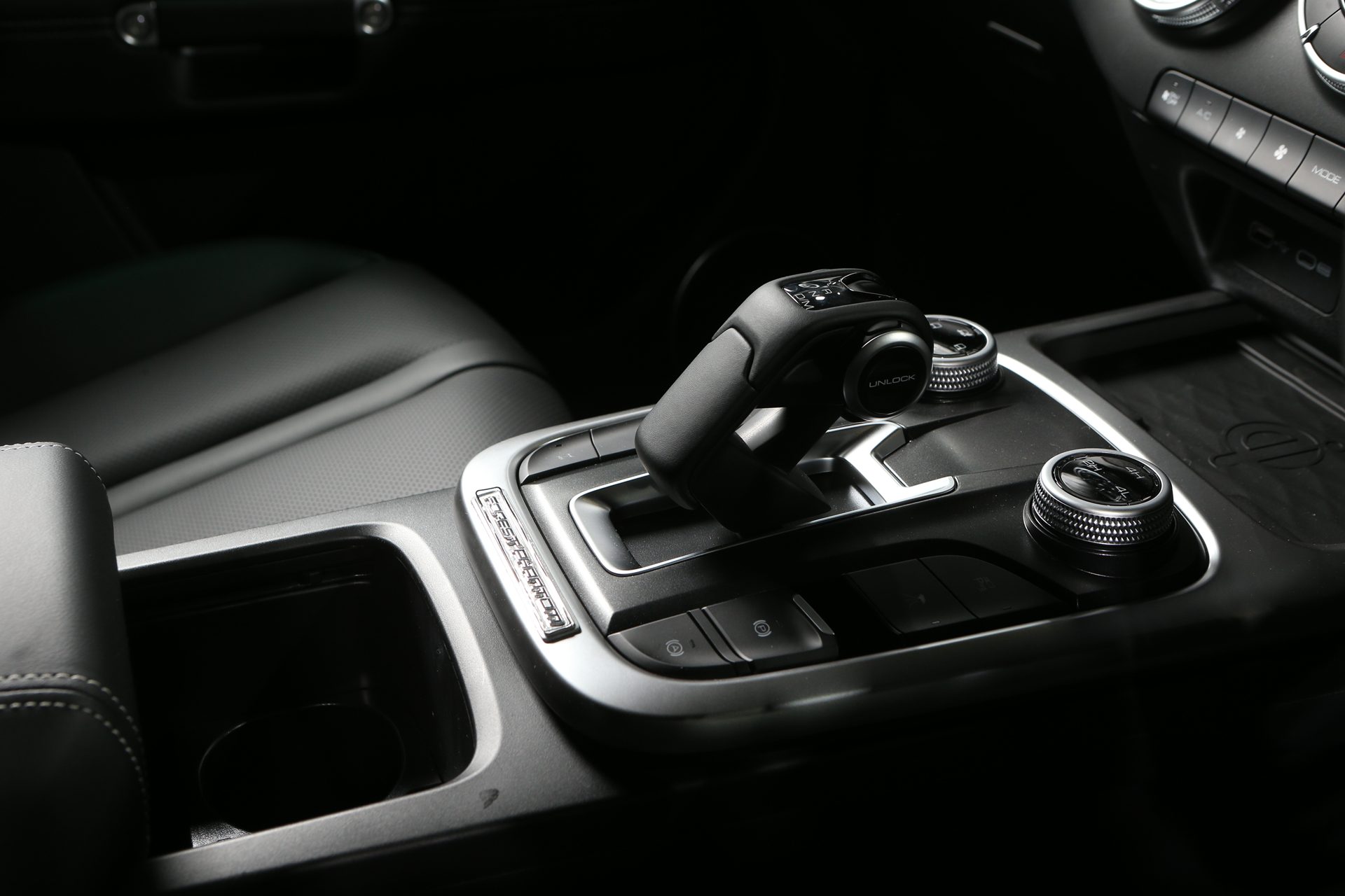 GWM Tank 300 Diesel 2.4T Forest Phantom จีดับบลิวเอ็ม แทงค์ ปี 2026 : ภาพที่ 5