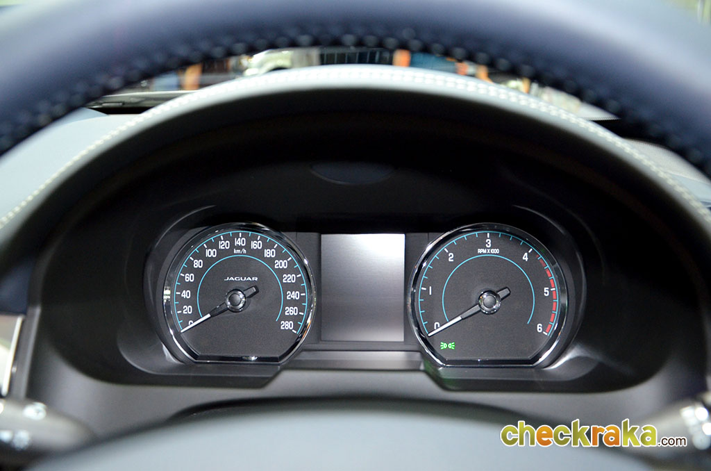 Jaguar XF 2.2D Portfolio จากัวร์ เอ็กซ์เอฟ ปี 2013 : ภาพที่ 12