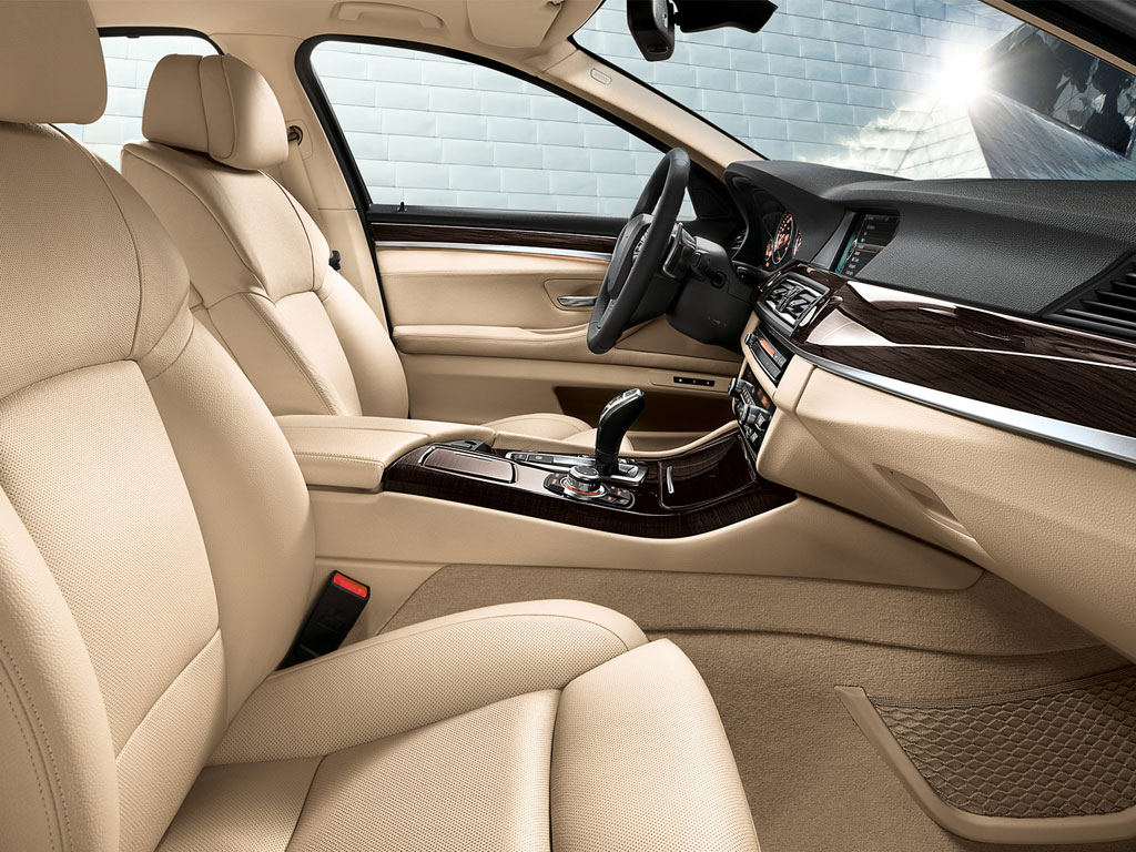 BMW Series 5 523i บีเอ็มดับเบิลยู ซีรีส์5 ปี 2010 : ภาพที่ 12