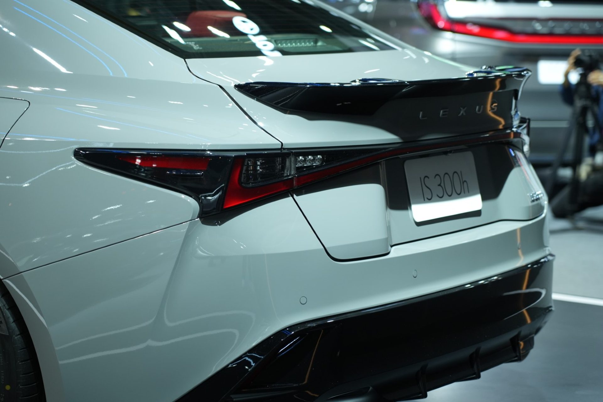 Lexus IS 300h F Sport เลกซัส ไอเอส ปี 2026 : ภาพที่ 5