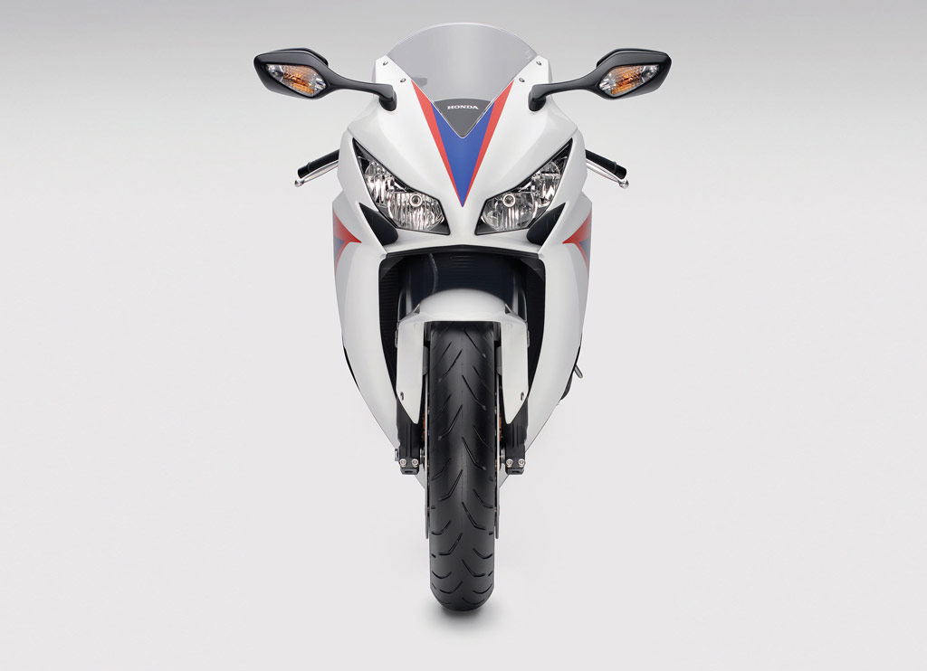 Honda CBR 1000RR ฮอนด้า ซีบีอาร์ ปี 2012 : ภาพที่ 3