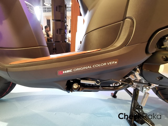 Honda Scoopy i LINE FRIENDS Special Edition ฮอนด้า สกู้ปปี้ไอ ปี 2019 : ภาพที่ 17