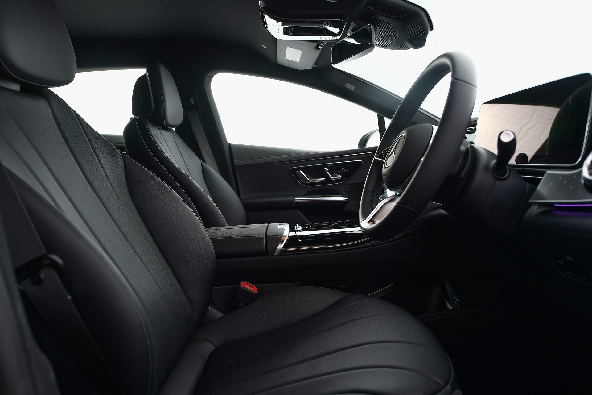 Mercedes-benz EQ EQE 300 เมอร์เซเดส-เบนซ์ ปี 2024 : ภาพที่ 14