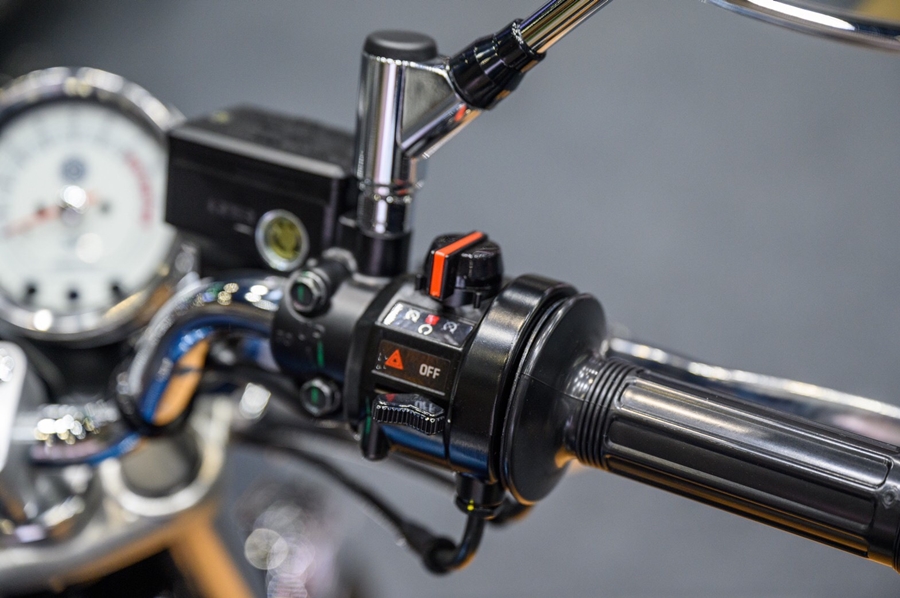 Yamaha SR400 Standard ยามาฮ่า เอสอาร์400 ปี 2020 : ภาพที่ 5