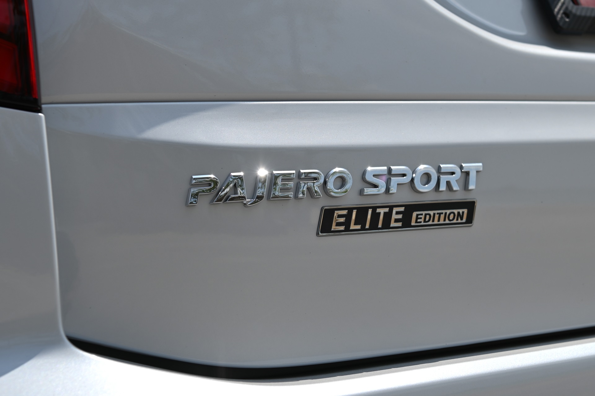 Mitsubishi Pajero Sport Elite Edition 2WD มิตซูบิชิ ปาเจโร่ สปอร์ต ปี 2024 : ภาพที่ 11