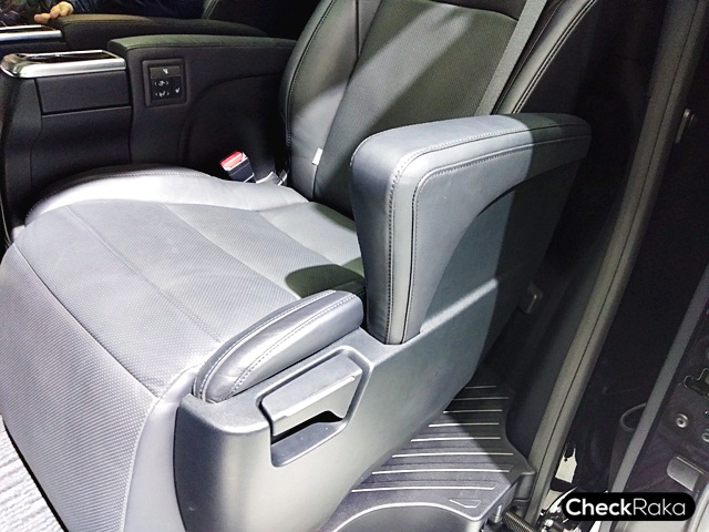 Toyota Vellfire 2.5 MY2018 โตโยต้า เวลไฟร์ ปี 2018 : ภาพที่ 15