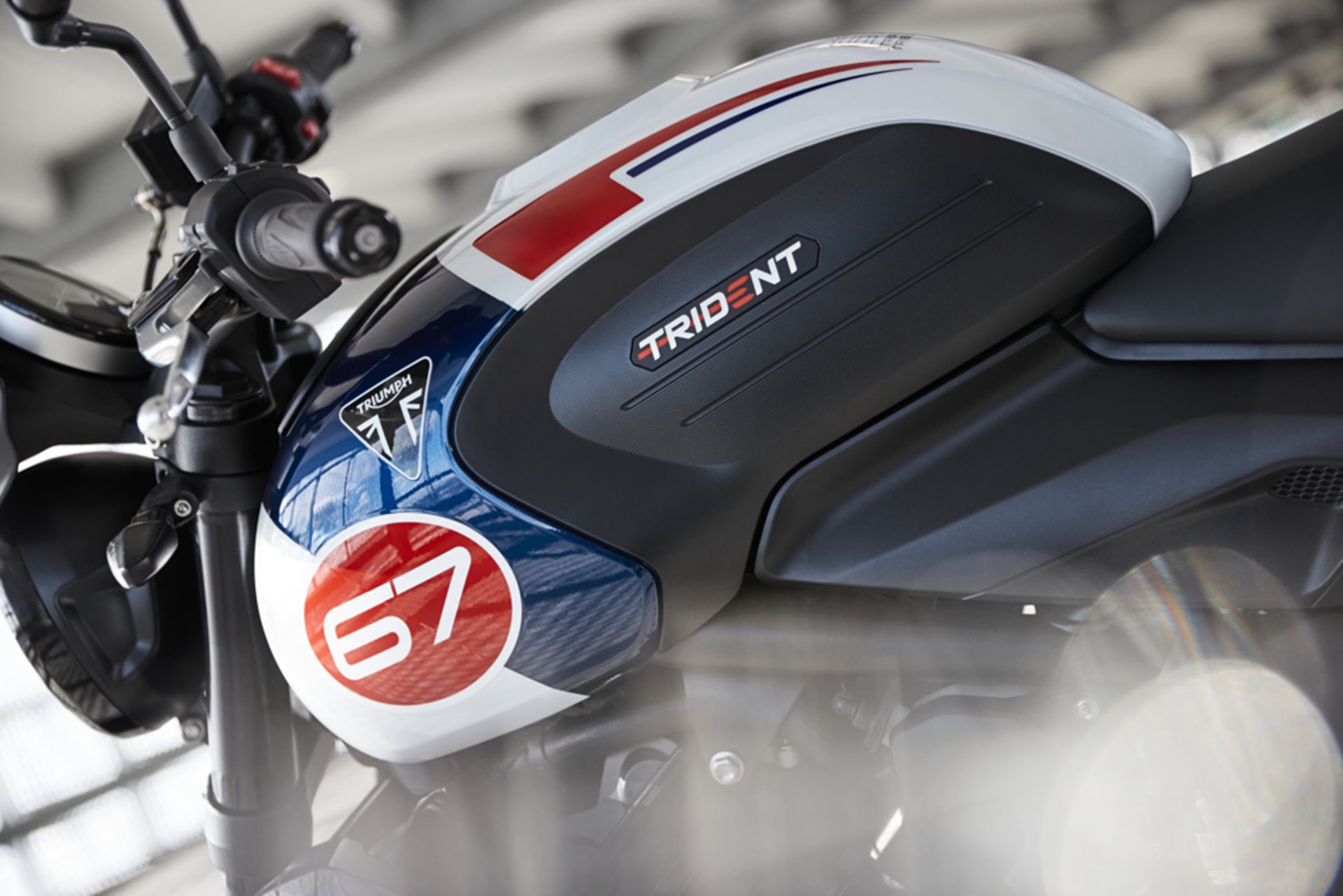 Triumph Trident Triple Tribute Special Edition ไทรอัมพ์ ปี 2024 : ภาพที่ 3
