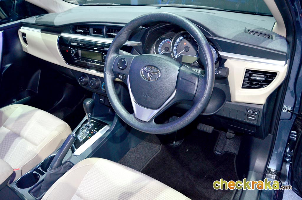 Toyota Altis (Corolla) 1.8 E A/T โตโยต้า อัลติส(โคโรลล่า) ปี 2014 : ภาพที่ 13