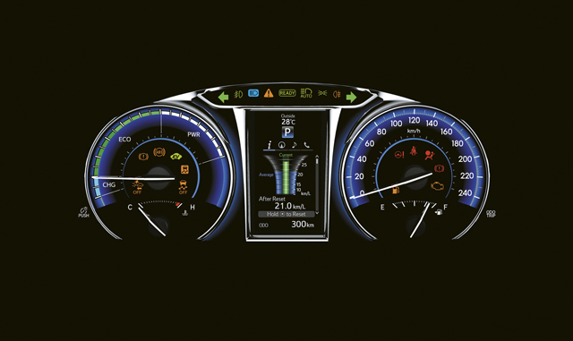 Toyota Camry Hybrid 2.5 HV Premium โตโยต้า แคมรี่ไฮบริด ปี 2015 : ภาพที่ 8