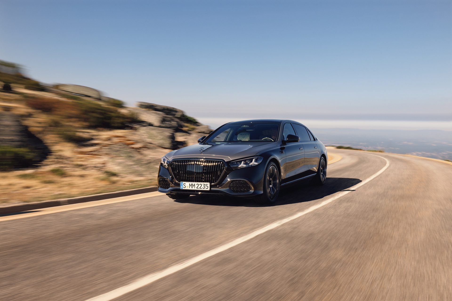 Mercedes-benz Maybach S 580 e Night Series เมอร์เซเดส-เบนซ์ ปี 2026 : ภาพที่ 8