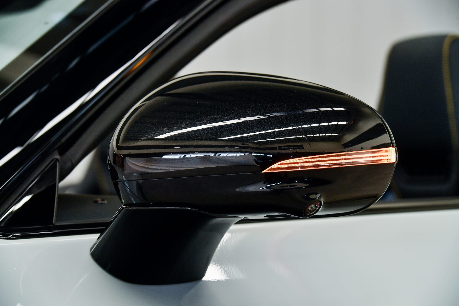 Mercedes-benz AMG SL 55 4MATIC+ เมอร์เซเดส-เบนซ์ เอเอ็มจี ปี 2025 : ภาพที่ 9