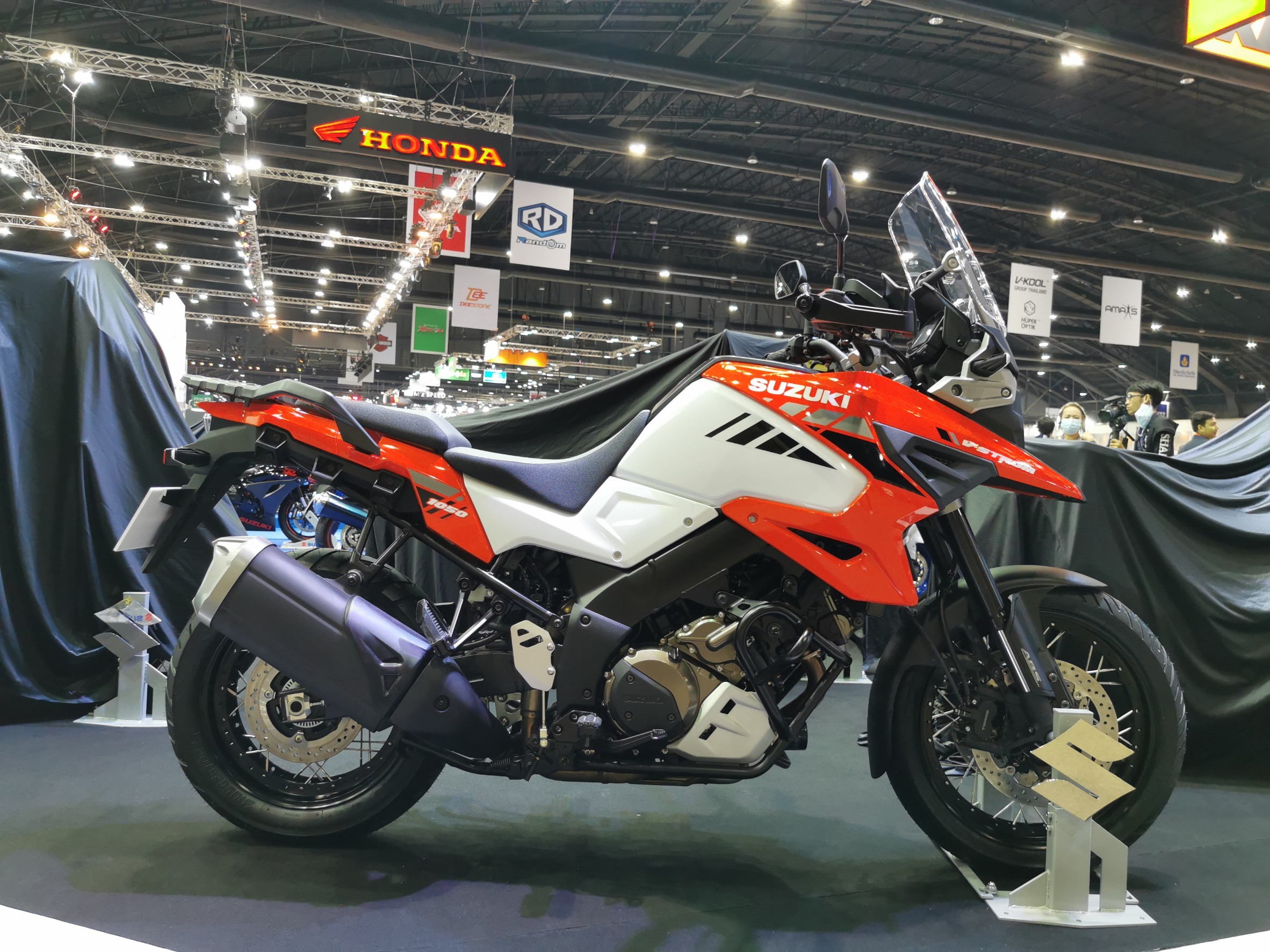 Suzuki V-Strom 650 XT ABS ซูซูกิ วี-สตรอม ปี 2021 : ภาพที่ 8