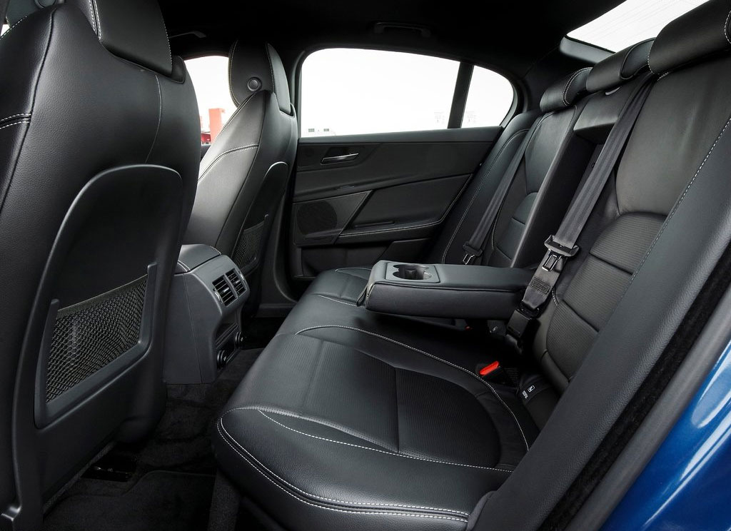 Jaguar XE 2.0 R-Sport จากัวร์ เอ็กซ์อี ปี 2015 : ภาพที่ 7