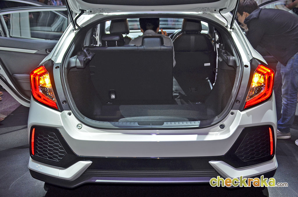 Honda Civic 1.5 Turbo Hatchback ฮอนด้า ซีวิค ปี 2017 : ภาพที่ 19
