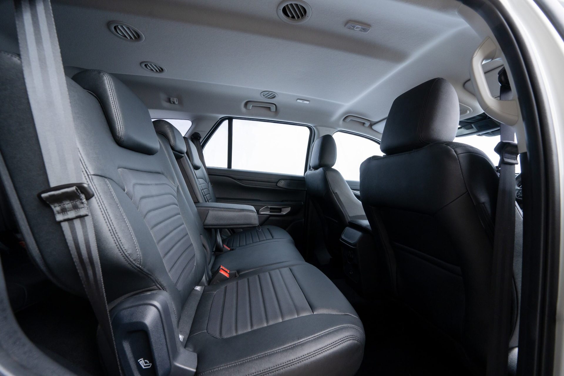 Ford Everest 2.0L Turbo Sport Special Edition 4x2 6AT ฟอร์ด เอเวอเรสต์ ปี 2025 : ภาพที่ 7