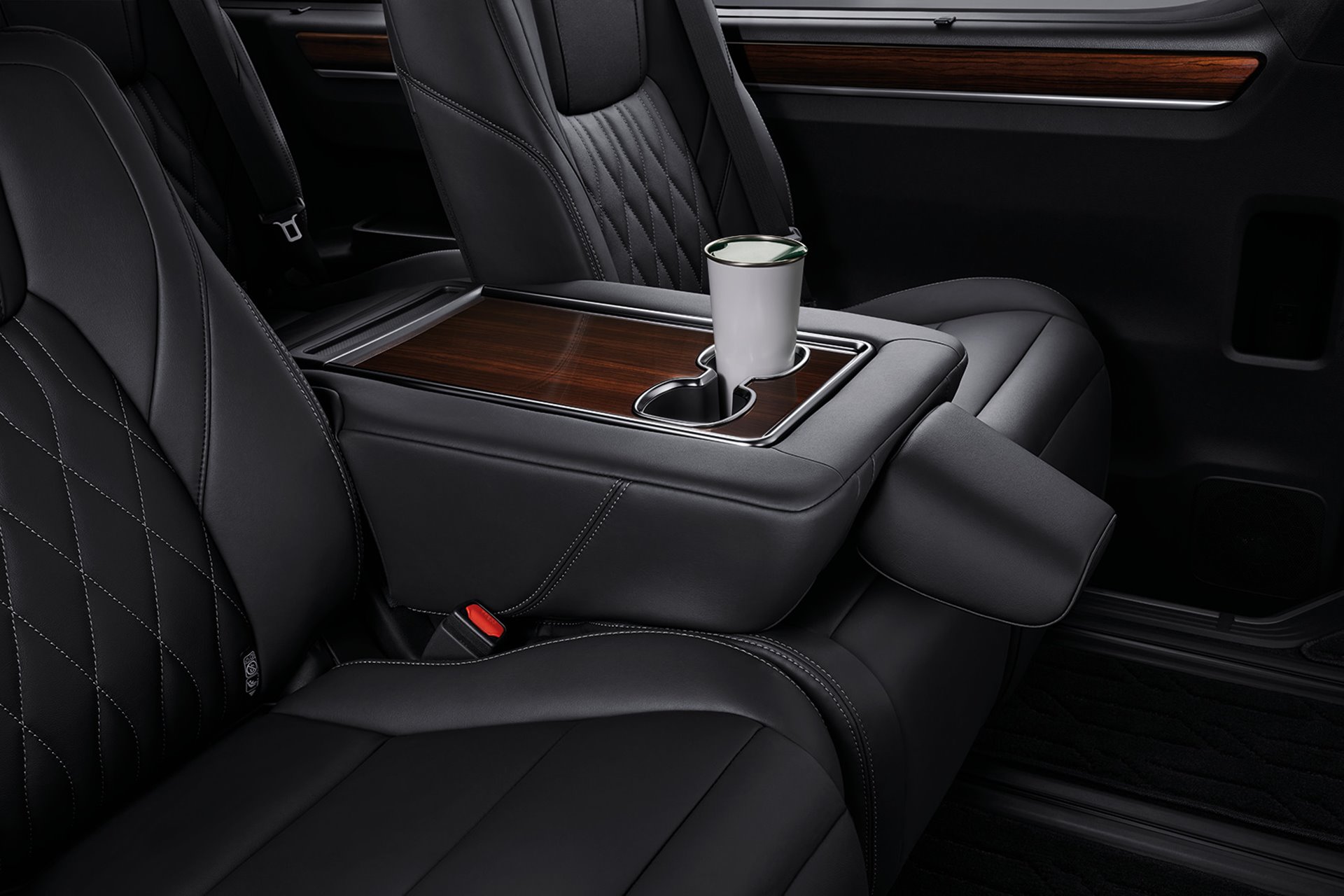 Toyota Majesty Grande โตโยต้า ปี 2025 : ภาพที่ 13