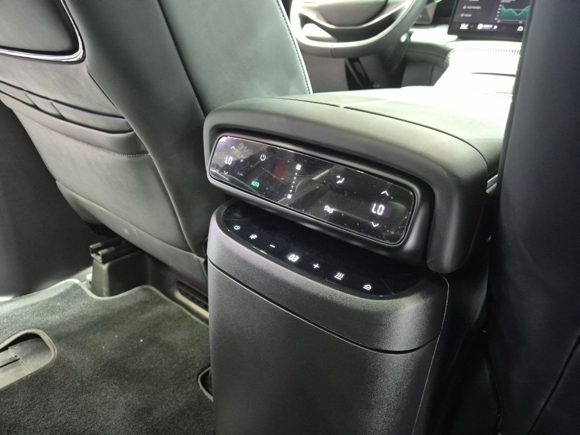 Xpeng X9 Premium เอ็กซ์เผิง ปี 2025 : ภาพที่ 6