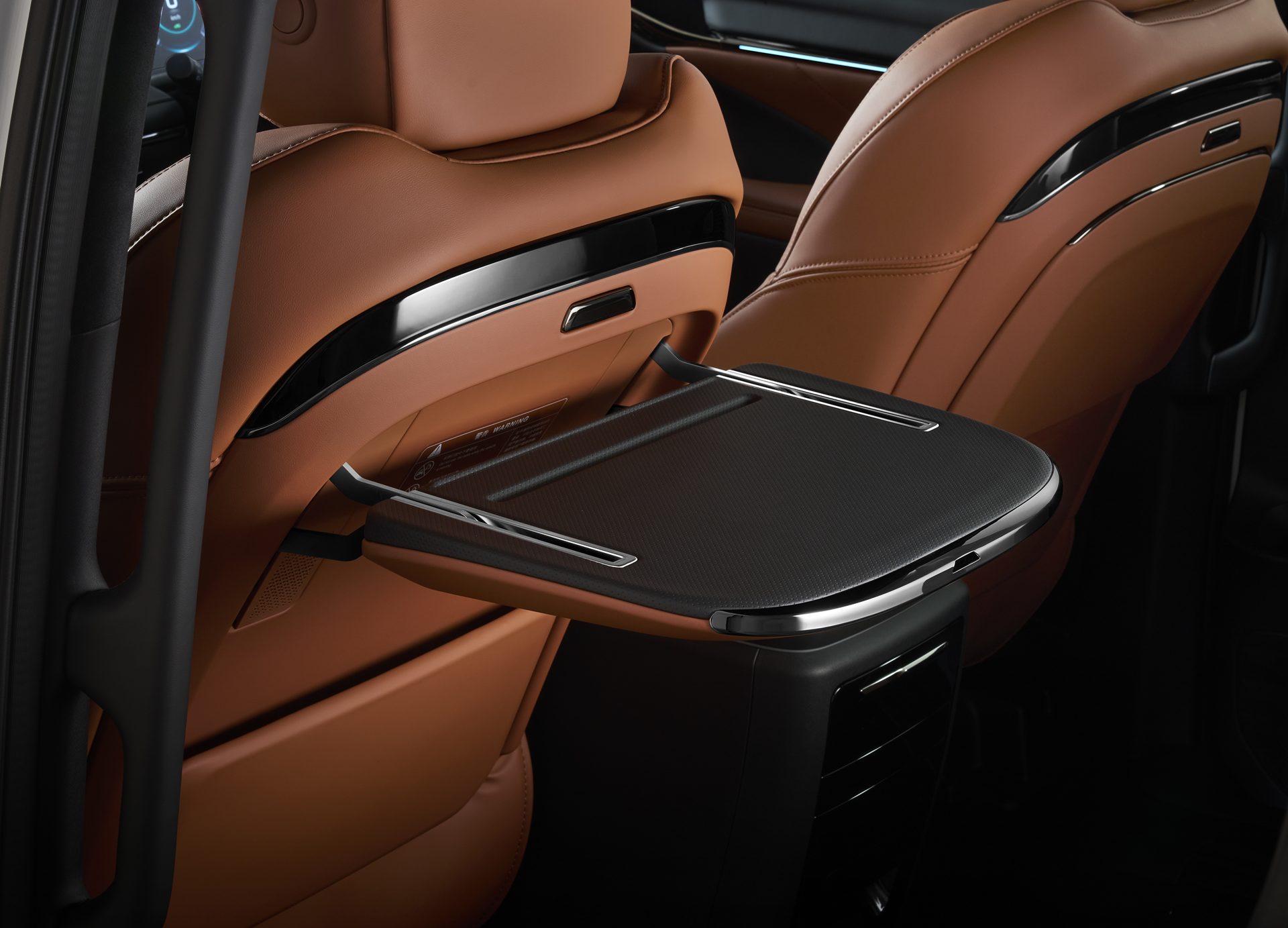 Aion GAC M8 PHEV Standard ปี 2025 : ภาพที่ 12