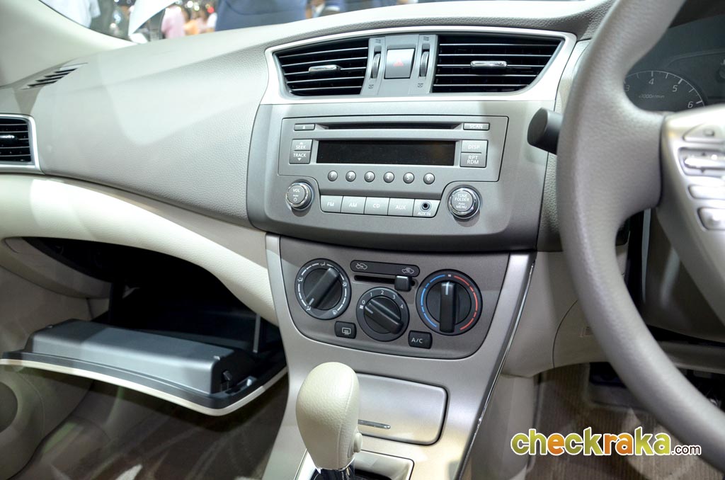 Nissan Sylphy 1.6 CNG นิสสัน ซีลฟี่ ปี 2013 : ภาพที่ 10