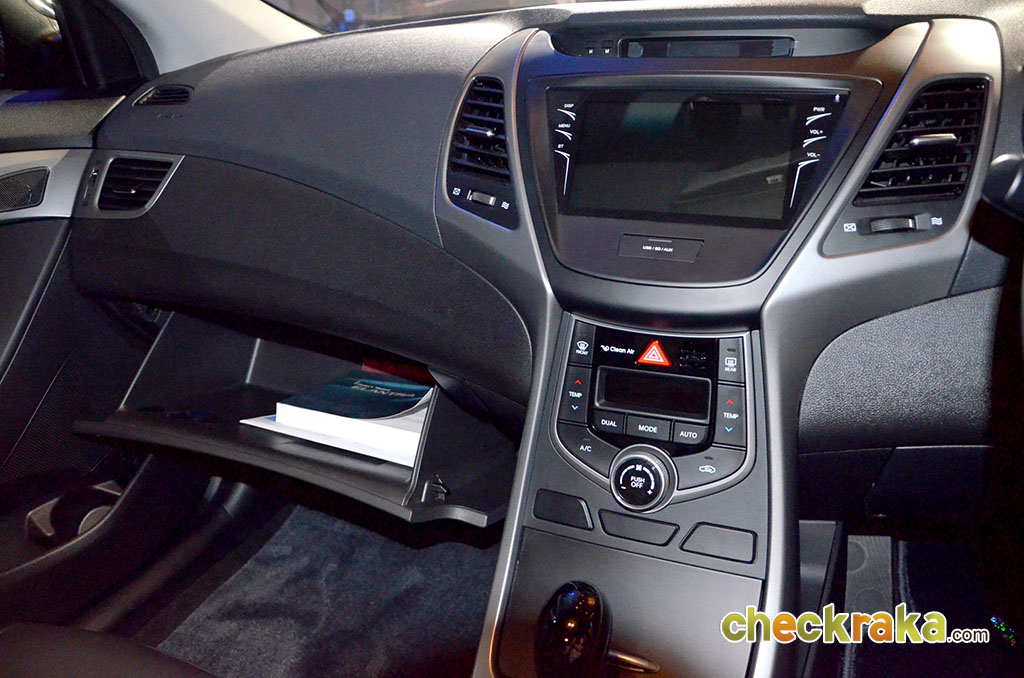 Hyundai Elantra Sport 1.8 GLE ฮุนได อีแลนทรา ปี 2014 : ภาพที่ 15