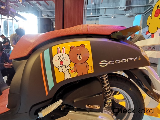 Honda Scoopy i LINE FRIENDS Special Edition ฮอนด้า สกู้ปปี้ไอ ปี 2019 : ภาพที่ 12
