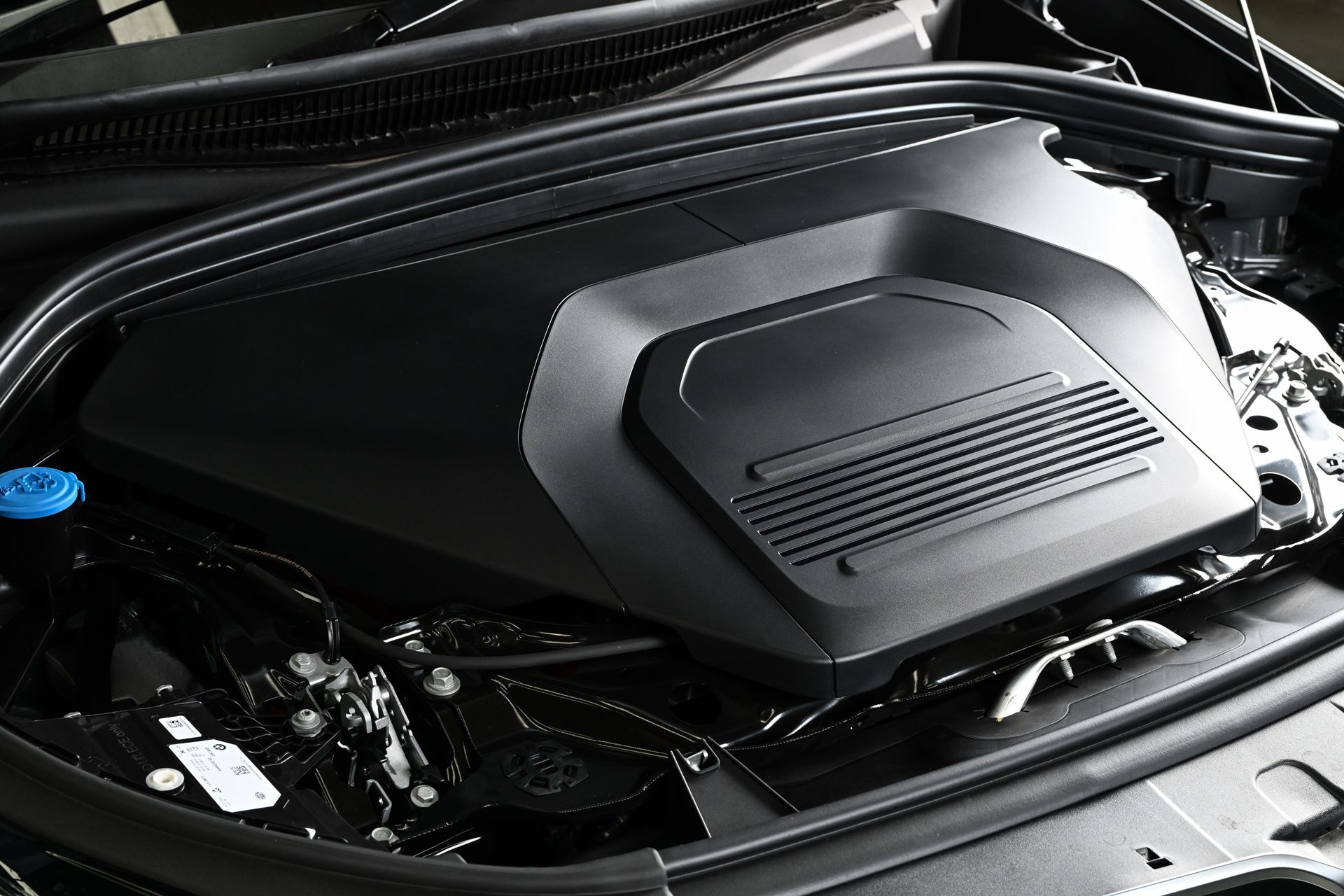 BMW i X1 eDrive20L M Sport บีเอ็มดับเบิลยู ปี 2025 : ภาพที่ 8