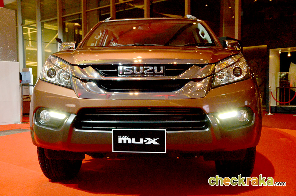 Isuzu MU-X 2.5 VGS DVD Navi A/T อีซูซุ ปี 2014 : ภาพที่ 8