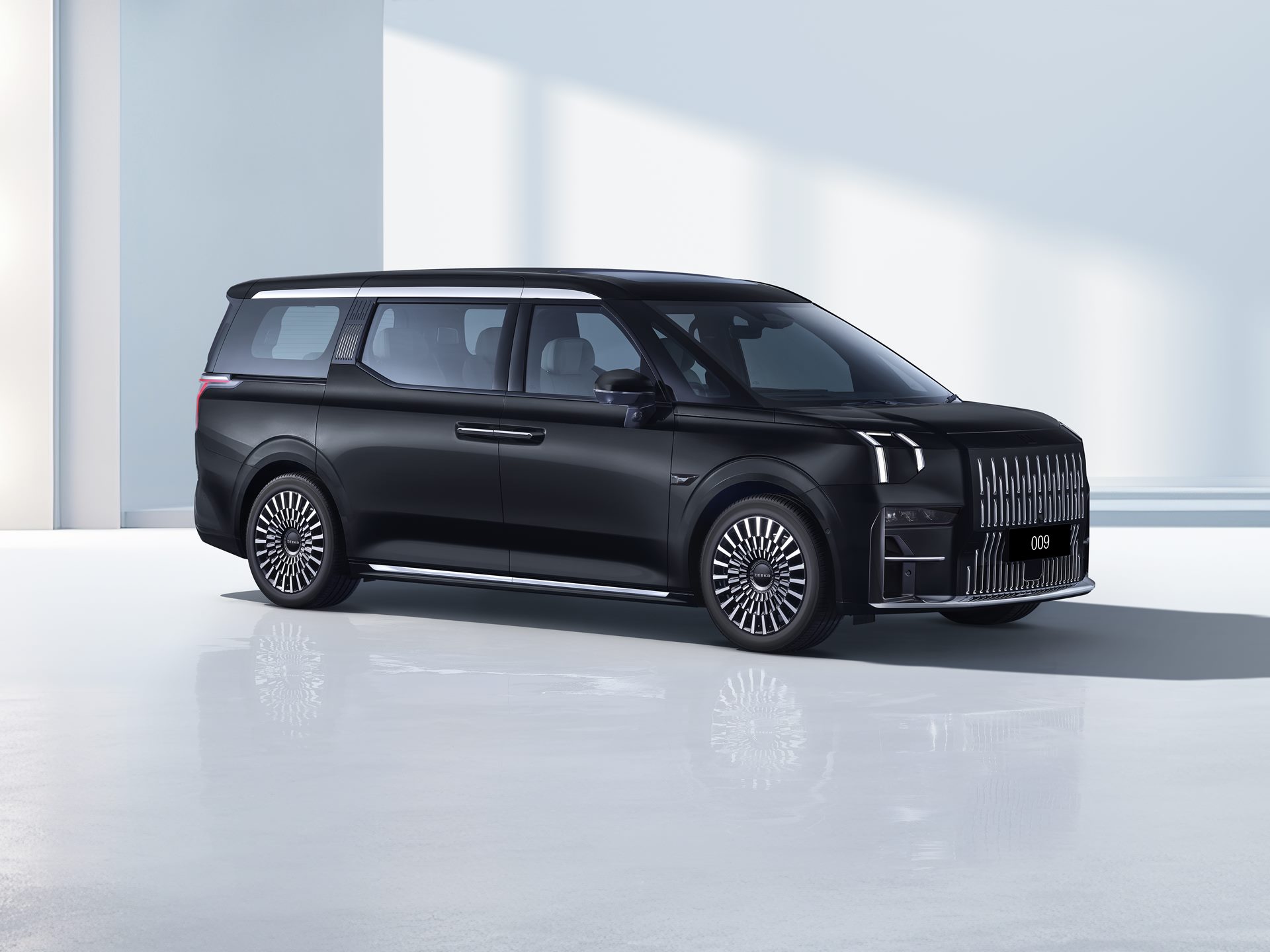 Zeekr 009 Flagship AWD ซีเคอร์ ปี 2024 : ภาพที่ 15