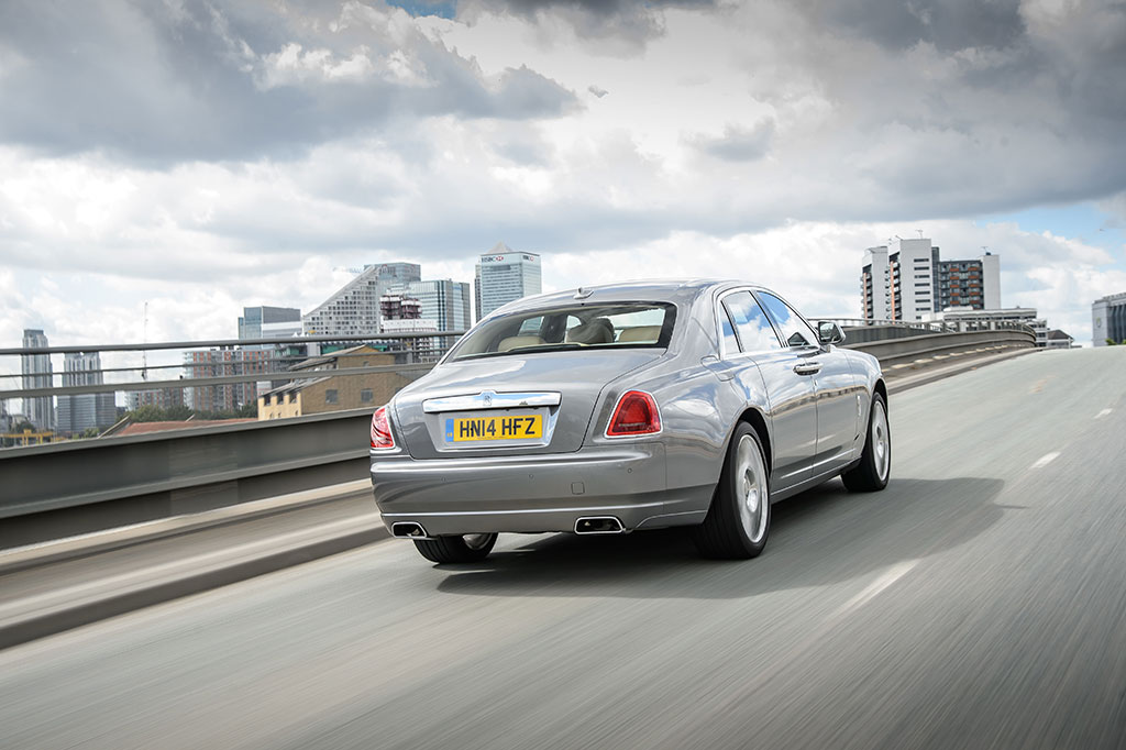 Rolls-Royce Ghost Series II โรลส์-รอยซ์ โกสต์ ปี 2014 : ภาพที่ 4