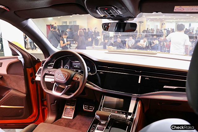 Audi Q8 55 TFSI quattro S Line อาวดี้ ปี 2018 : ภาพที่ 16