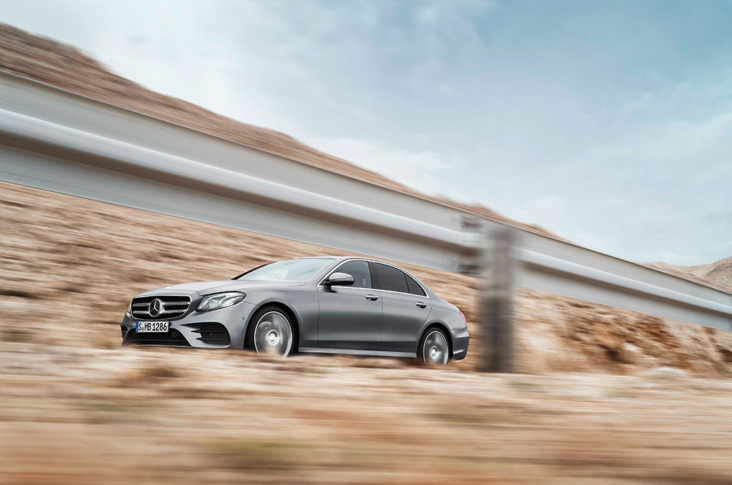 Mercedes-benz E-Class E 220 D AMG Dynamic เมอร์เซเดส-เบนซ์ อี-คลาส ปี 2016 : ภาพที่ 2
