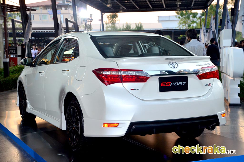 Toyota Altis (Corolla) 1.8 ESport A/T โตโยต้า อัลติส(โคโรลล่า) ปี 2014 : ภาพที่ 14