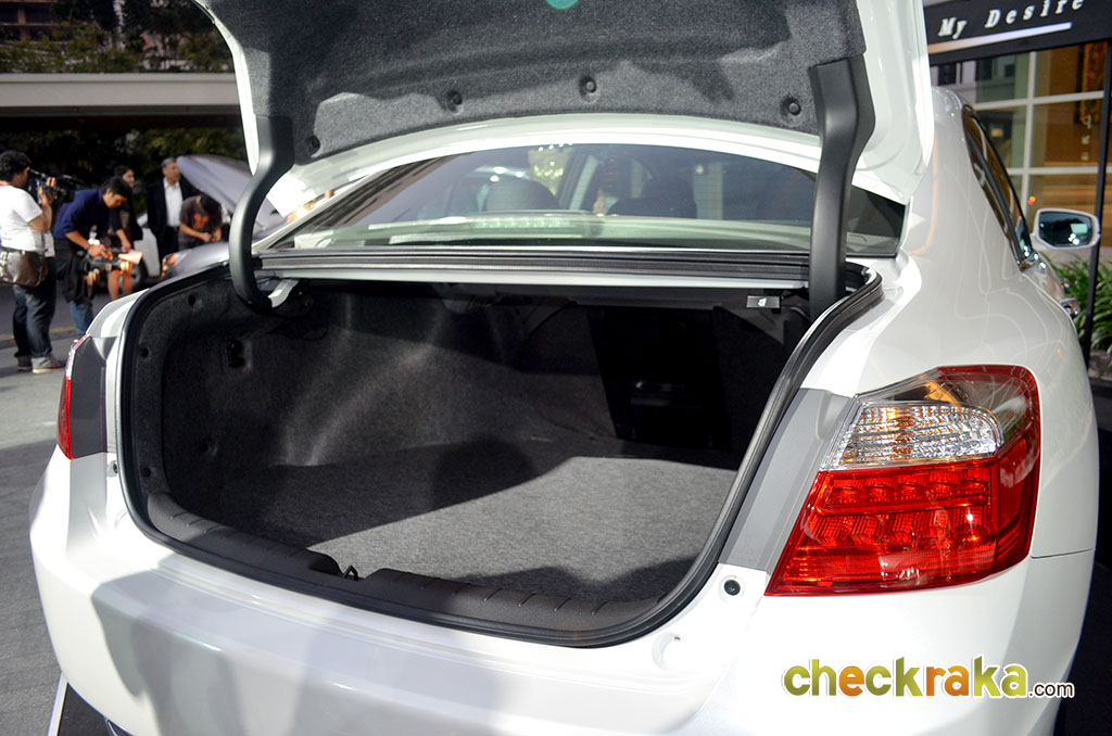 Honda Accord 2.0 EL NAVI ฮอนด้า แอคคอร์ด ปี 2013 : ภาพที่ 12