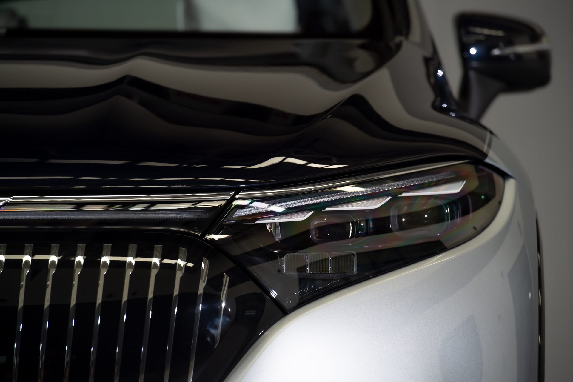 Mercedes-benz Maybach EQS 680 SUV เมอร์เซเดส-เบนซ์ ปี 2024 : ภาพที่ 2