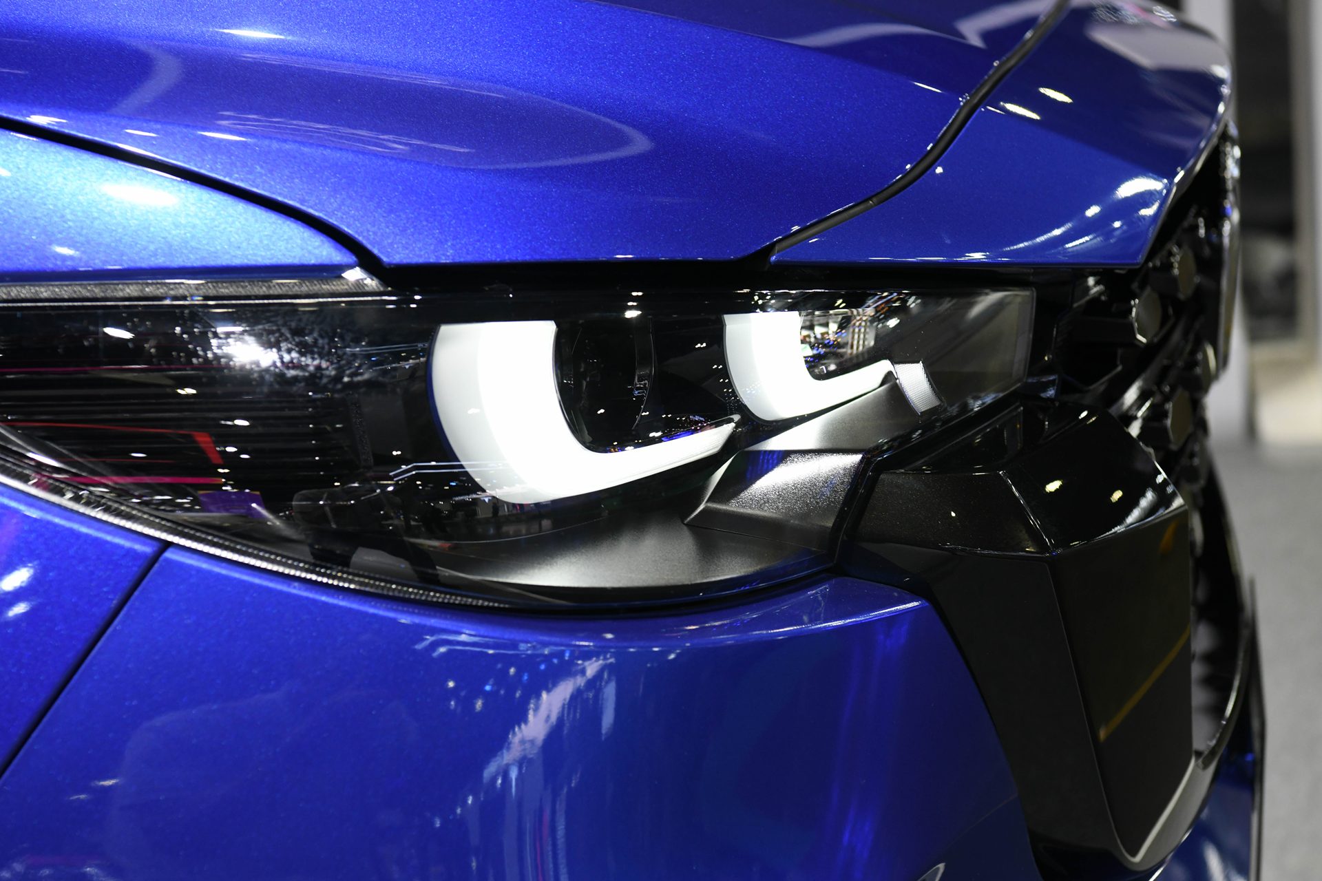 Mazda BT-50 DBL 2.2 XT HI-RACER 8AT มาสด้า บีที-50 ปี 2024 : ภาพที่ 2