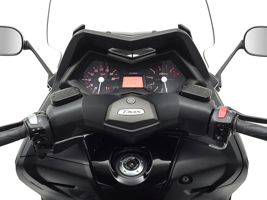 Yamaha TMAX Standard ยามาฮ่า ทีแม็ก ปี 2015 : ภาพที่ 5
