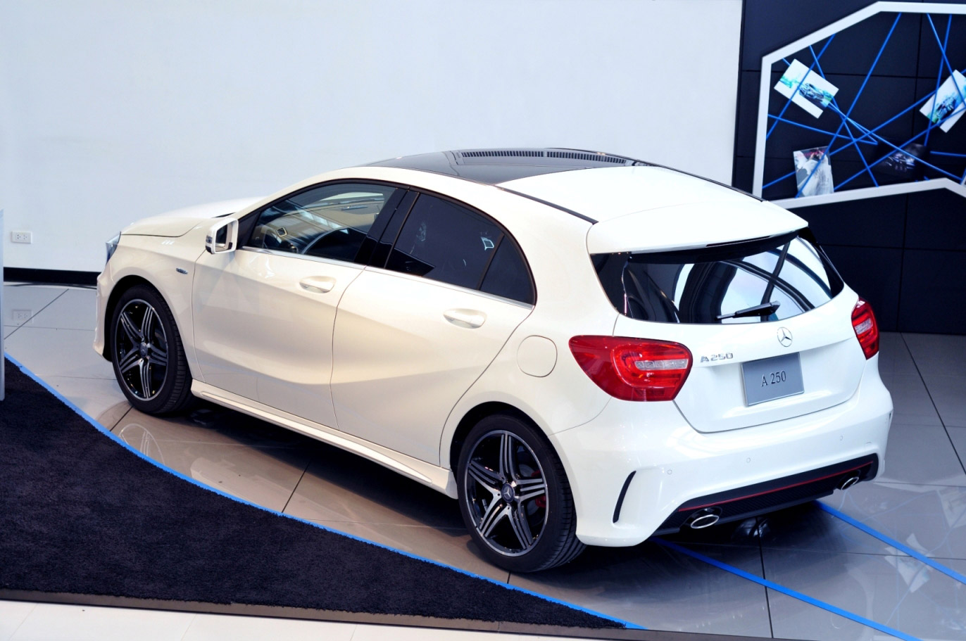 Mercedes-benz A-Class A 250 AMG Sport เมอร์เซเดส-เบนซ์ เอ-คลาส ปี 2012 : ภาพที่ 8