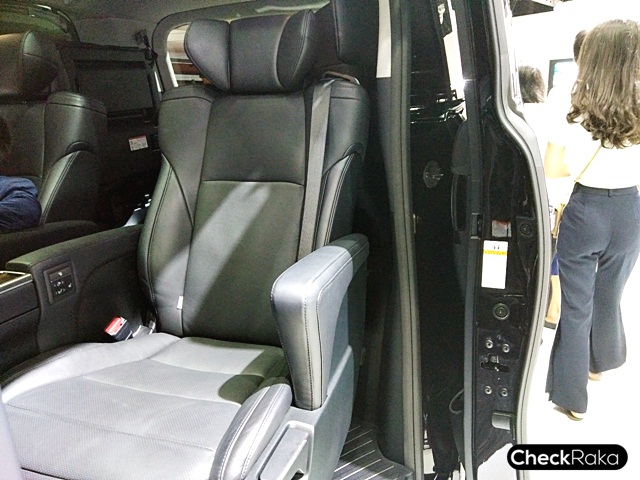 Toyota Vellfire 2.5 MY2018 โตโยต้า เวลไฟร์ ปี 2018 : ภาพที่ 13