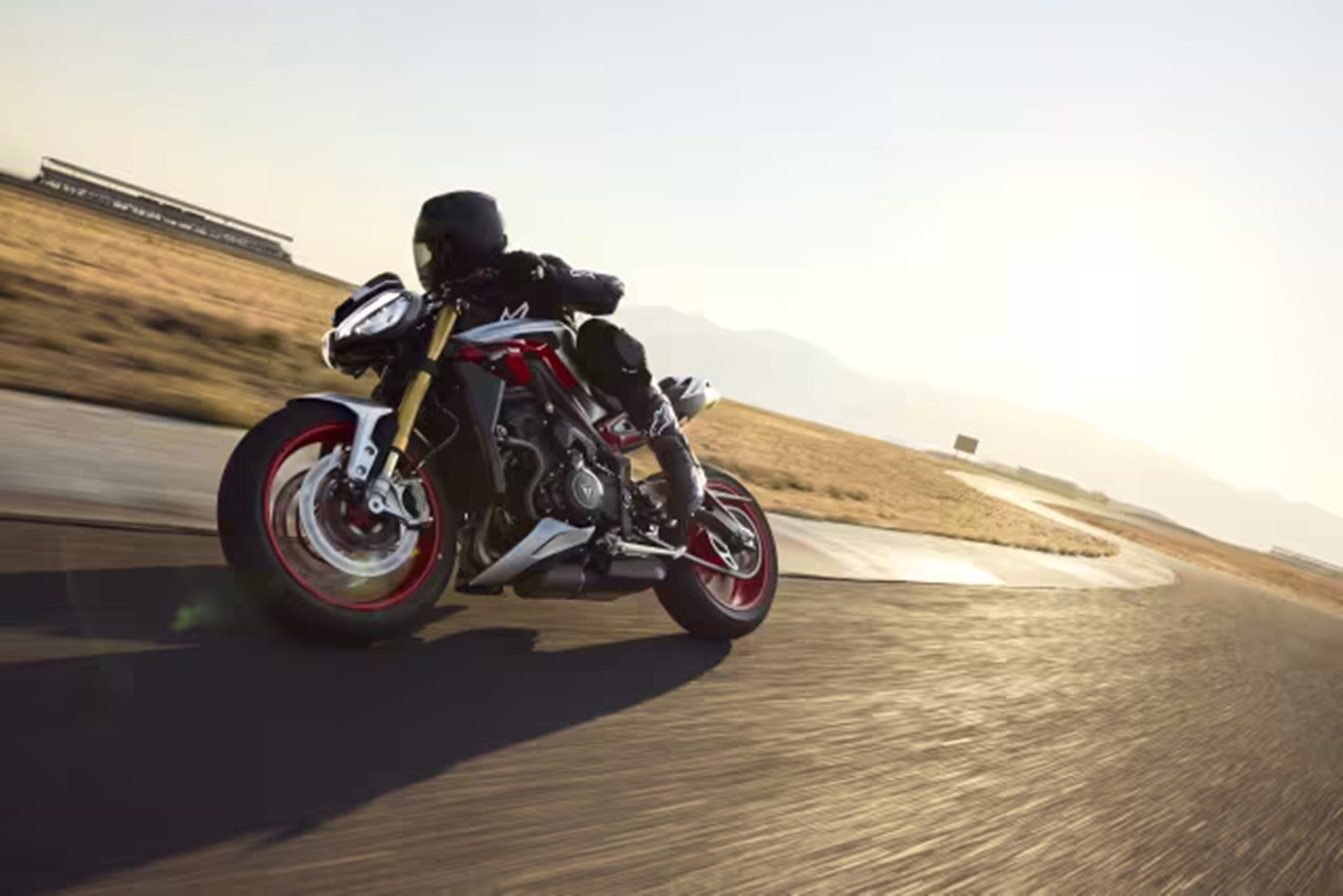 Triumph Street Triple 765 RX ไทรอัมพ์ สตรีท ทริบเปิ้ล ปี 2025 : ภาพที่ 9