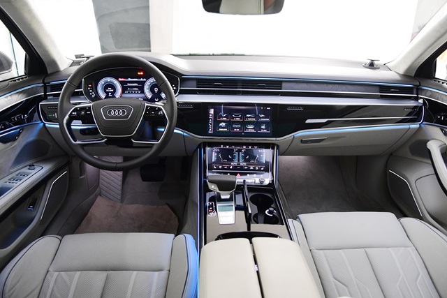 Audi A8 L 55 TFSI quattro Premium อาวดี้ เอ8 ปี 2018 : ภาพที่ 4