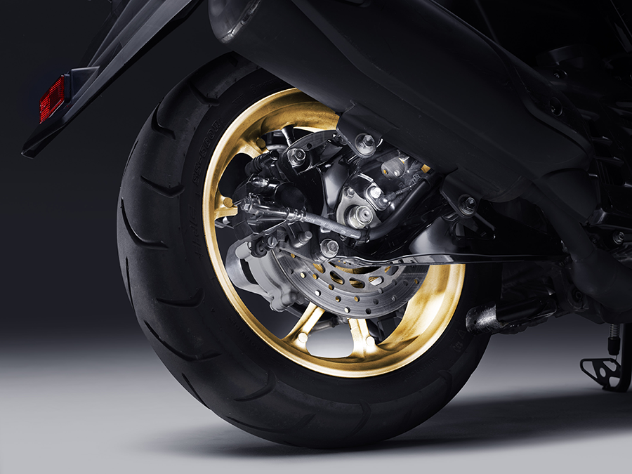 Yamaha NMAX 155 Connected ยามาฮ่า เอ็นแม็กซ์ ปี 2021 : ภาพที่ 12