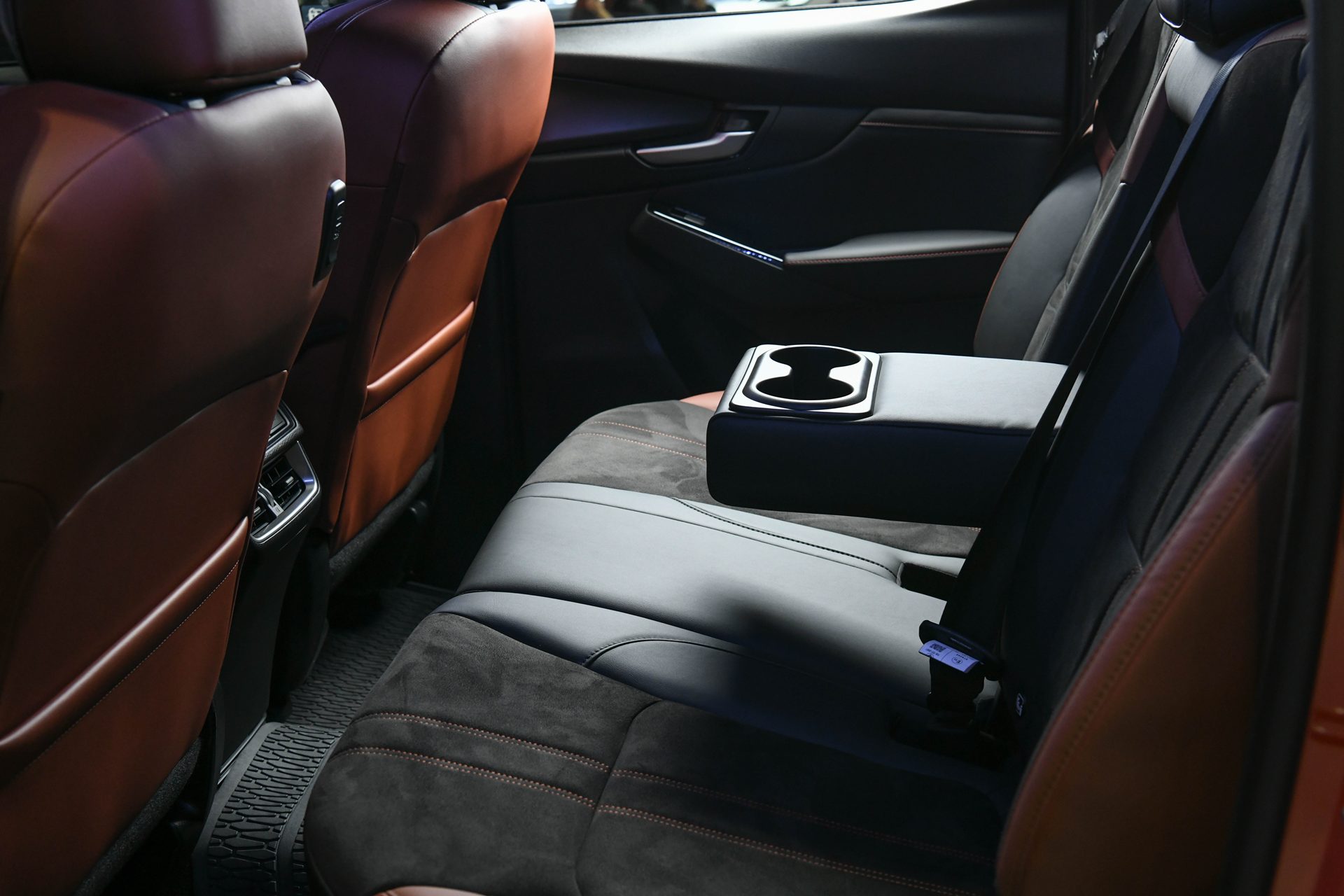 Mazda BT-50 DBL 3.0 XTR 4X4 6AT มาสด้า บีที-50 ปี 2024 : ภาพที่ 15