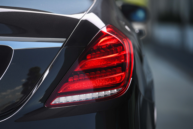 Mercedes-benz S-Class S 560 e AMG Premium เมอร์เซเดส-เบนซ์ เอส-คลาส ปี 2019 : ภาพที่ 3