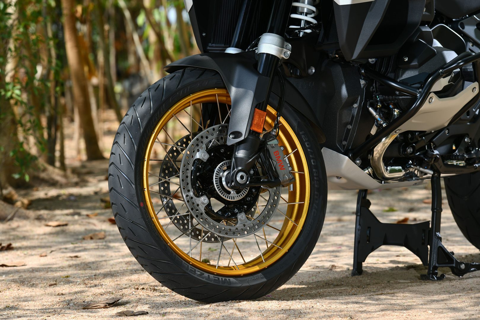 BMW R R 1300 GS Adventure Option 719 Karakorum บีเอ็มดับเบิลยู อาร์ ปี 2025 : ภาพที่ 3