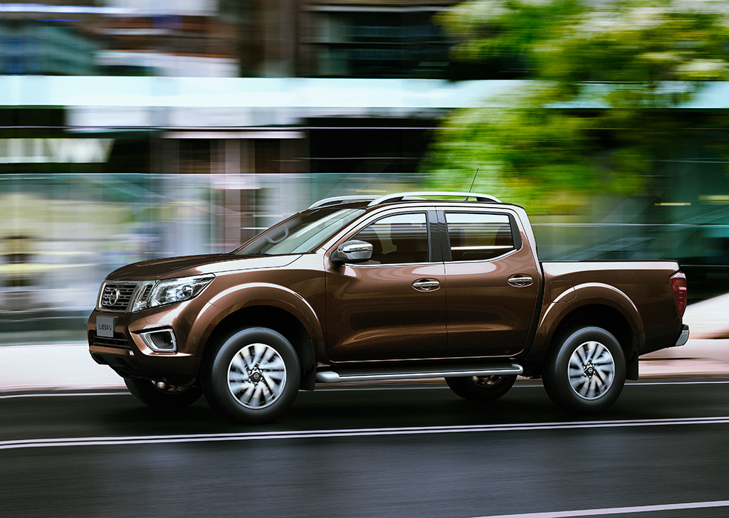 Nissan Navara NP300 Double Cab 4WD VL 7AT นิสสัน นาวาร่า ปี 2014 : ภาพที่ 1